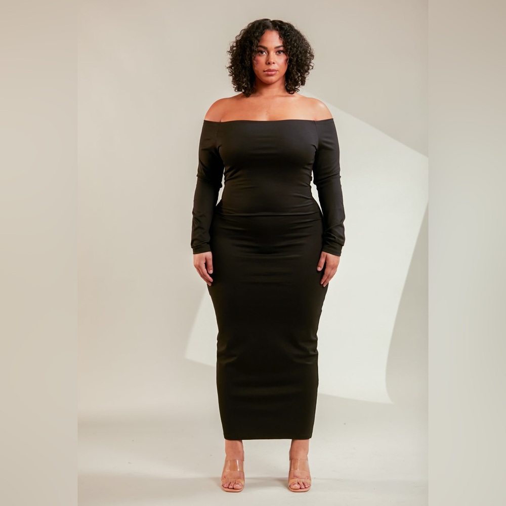 Minimalist Off shoulder “Wifey” Maxi Dress